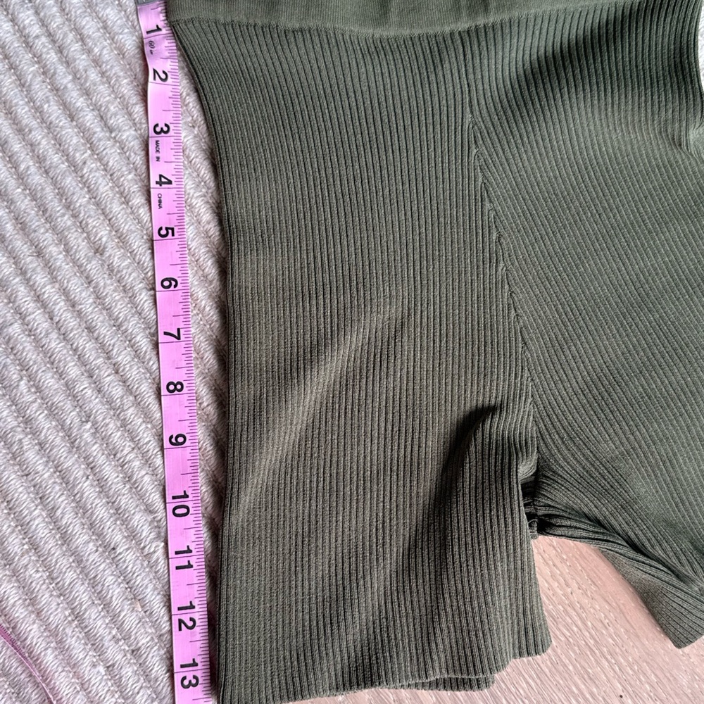 FINAL SALE Olive Green Ribbed Top and short set by All The Ways - Picture 5 of 8
